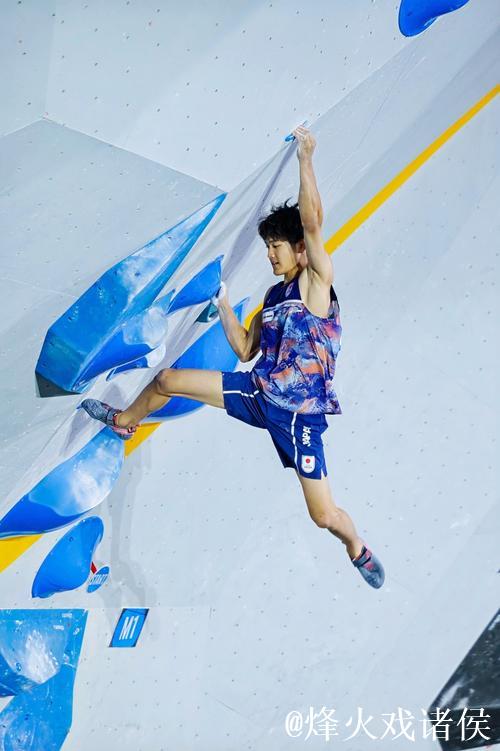 大跳台世界杯美国站 “05后”小将表现不俗